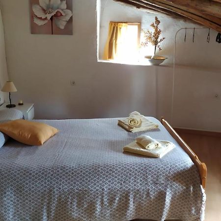 Monteperdido Villa Linares de la Sierra Kültér fotó